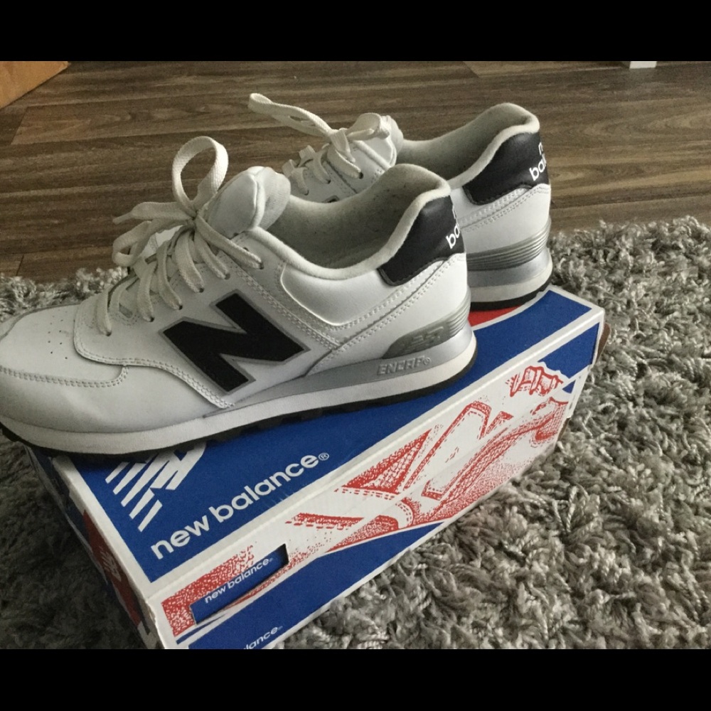 Black & White New Balance